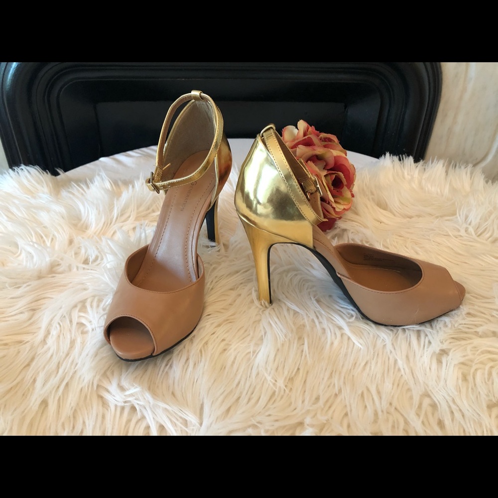 Gold/Leather Strappy  Heels